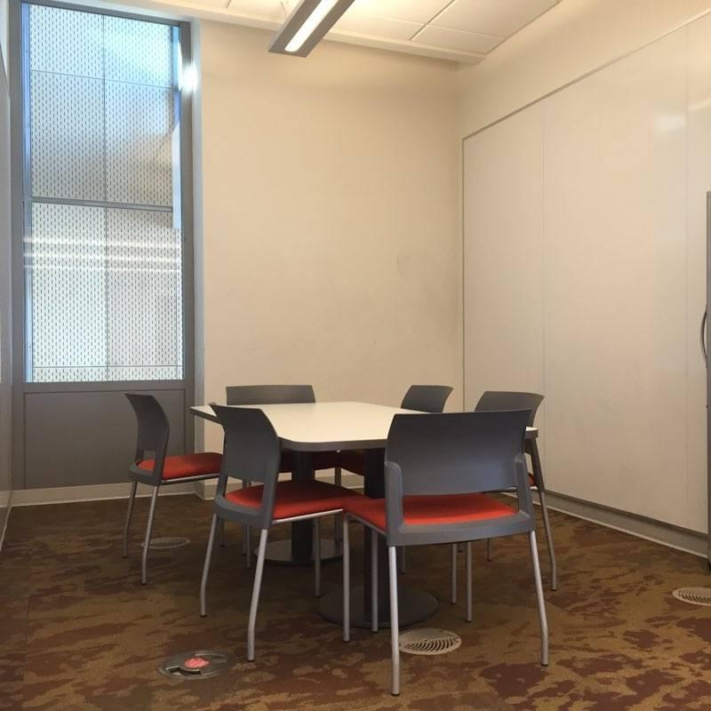 Photo of the innovation zone study alcove